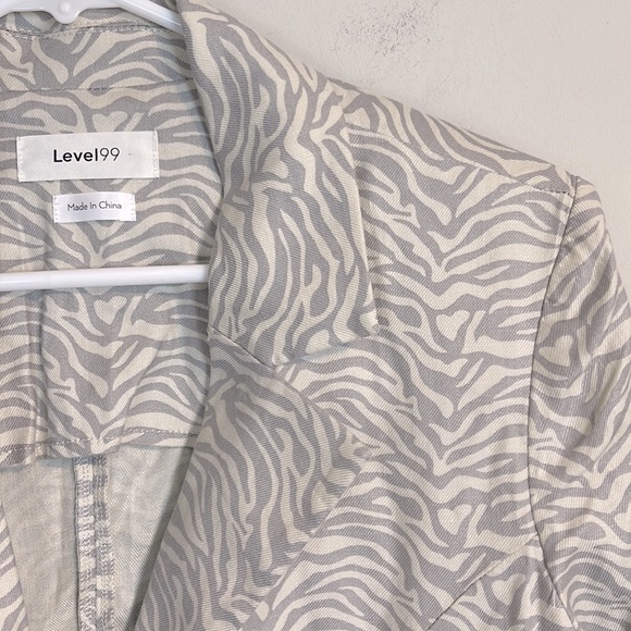 Level 99 one button zebra print blazer jacket size medium - Picture 3 of 6